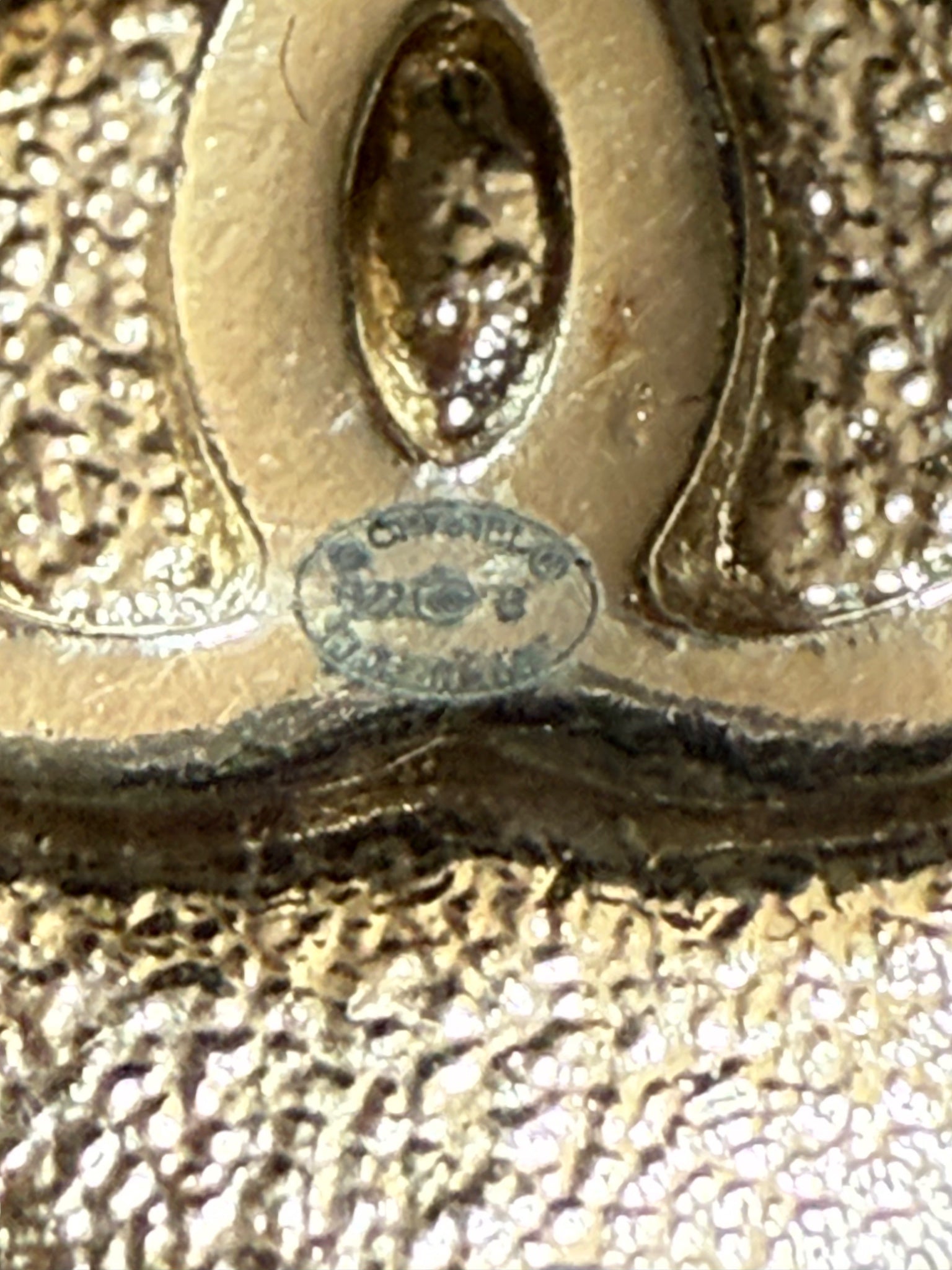 Heart CC ear pendent