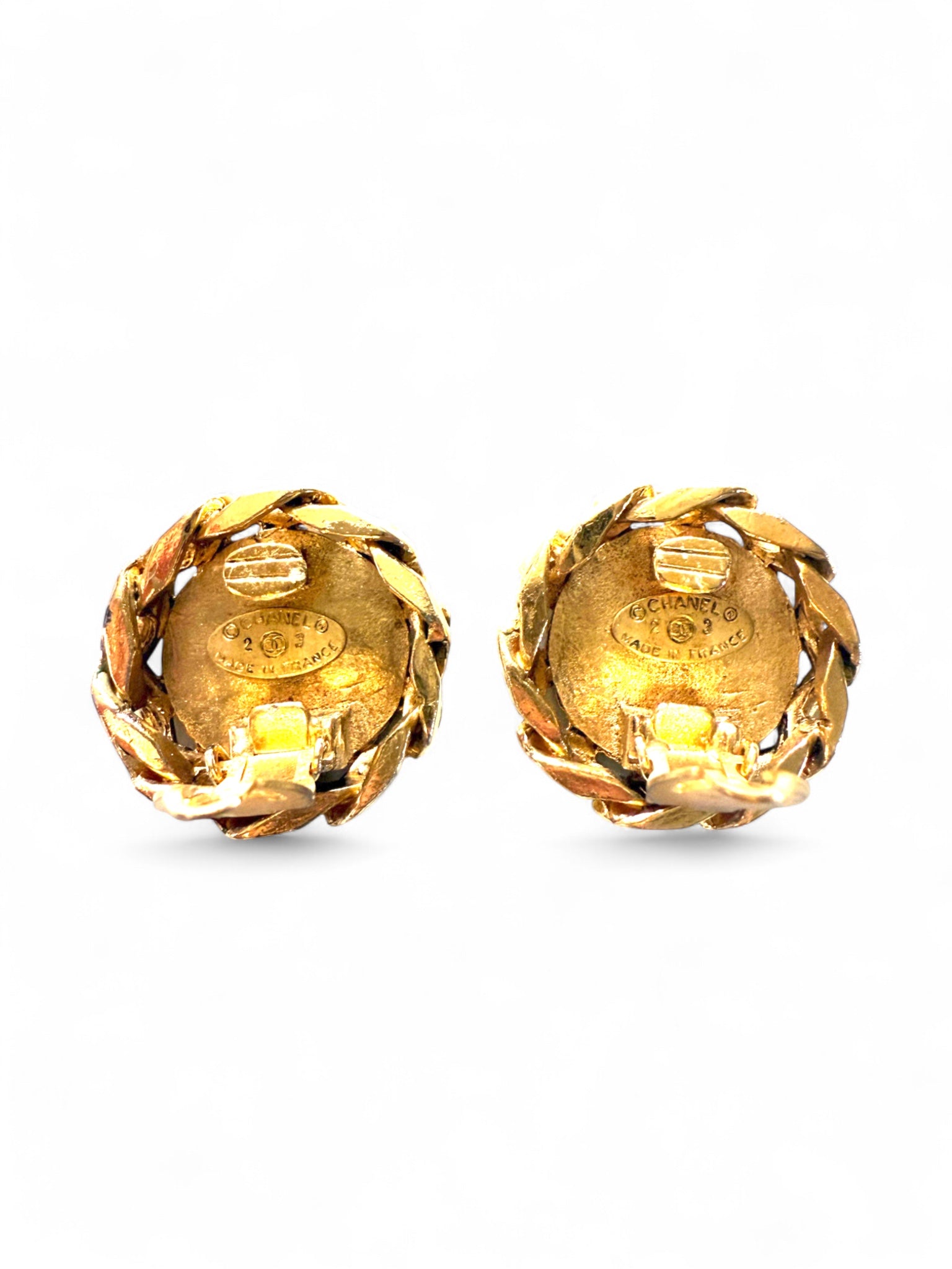 Rare chain CC clip earrings