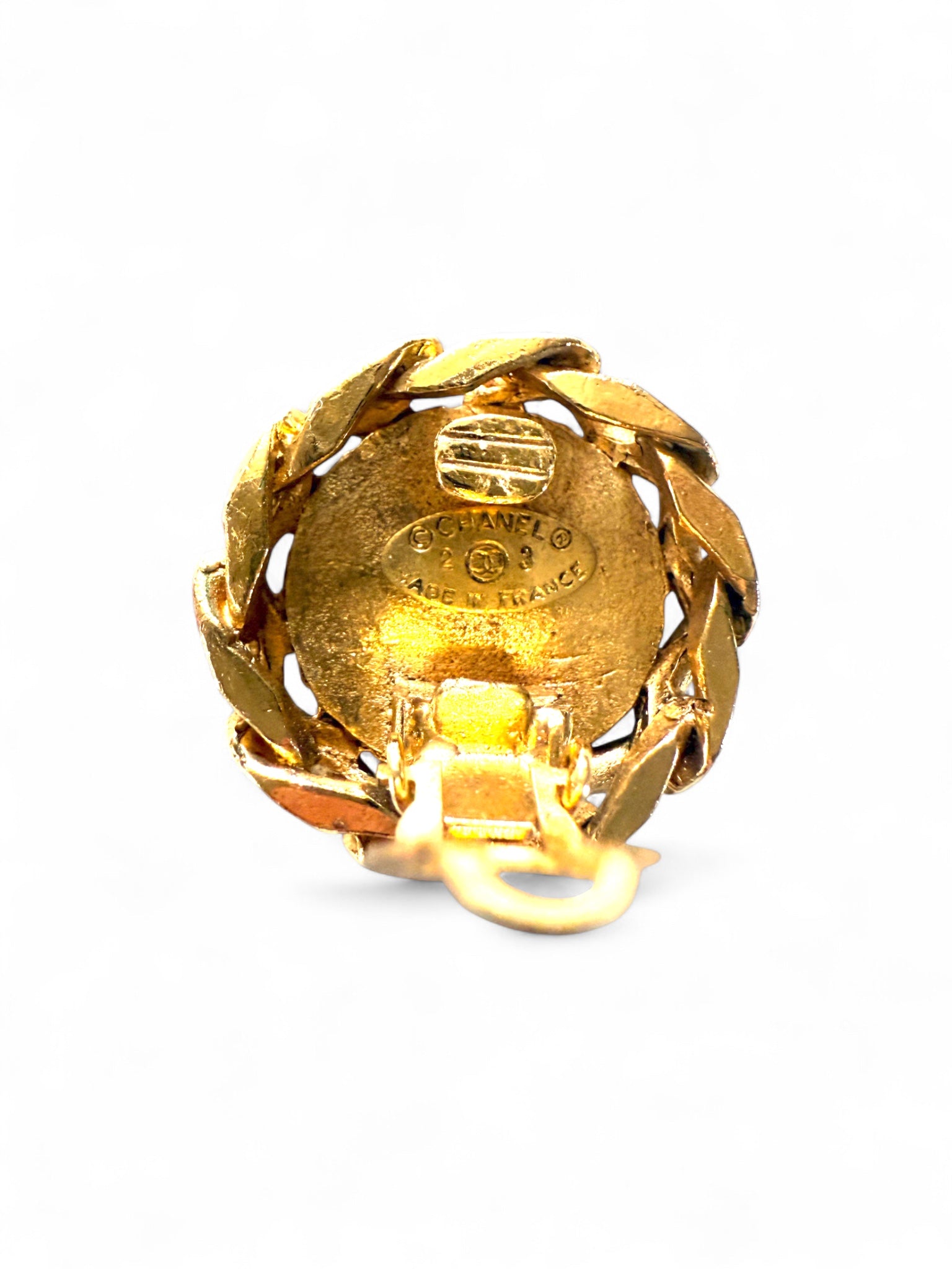 Rare chain CC clip earrings