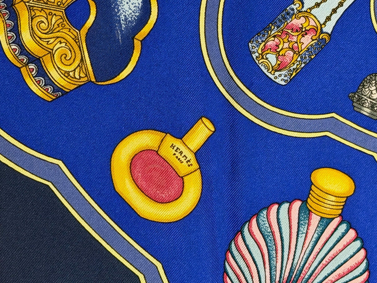 Hermès “Qu’importe le flacon” Silk Gavroche