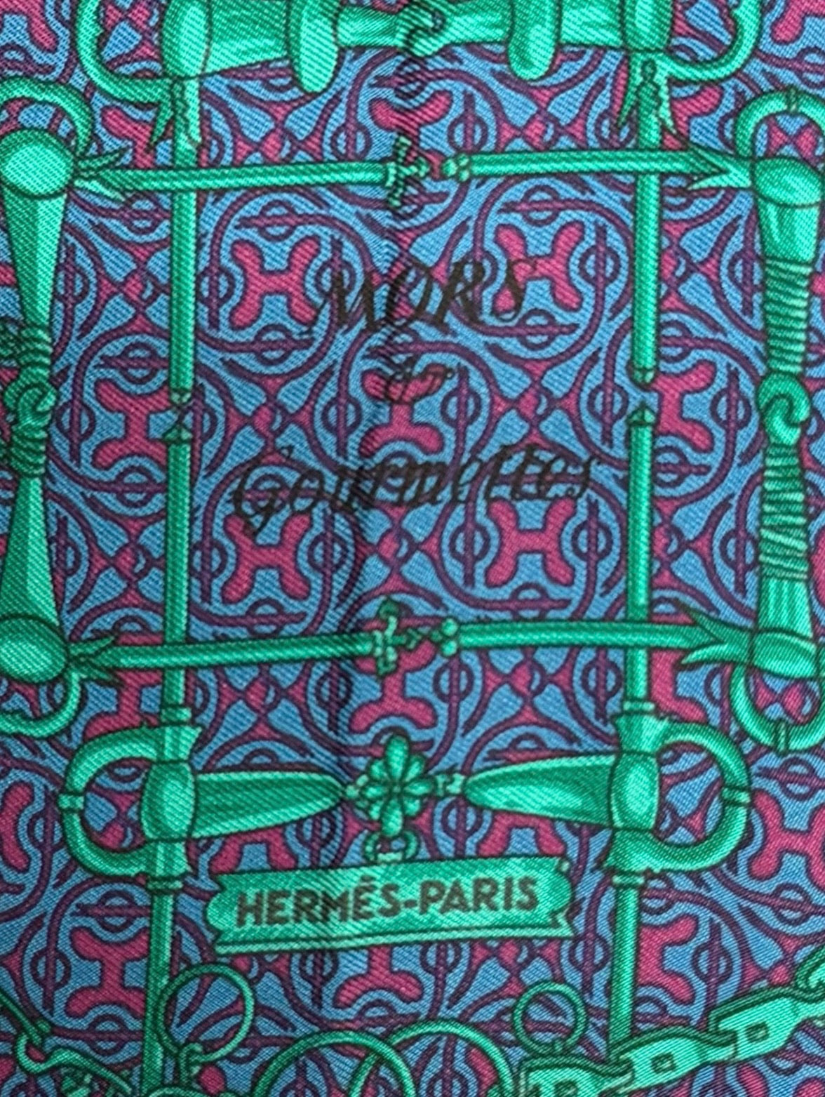 Hermès Paris Silk Gavroche 45 "Mors et Gourmettes"