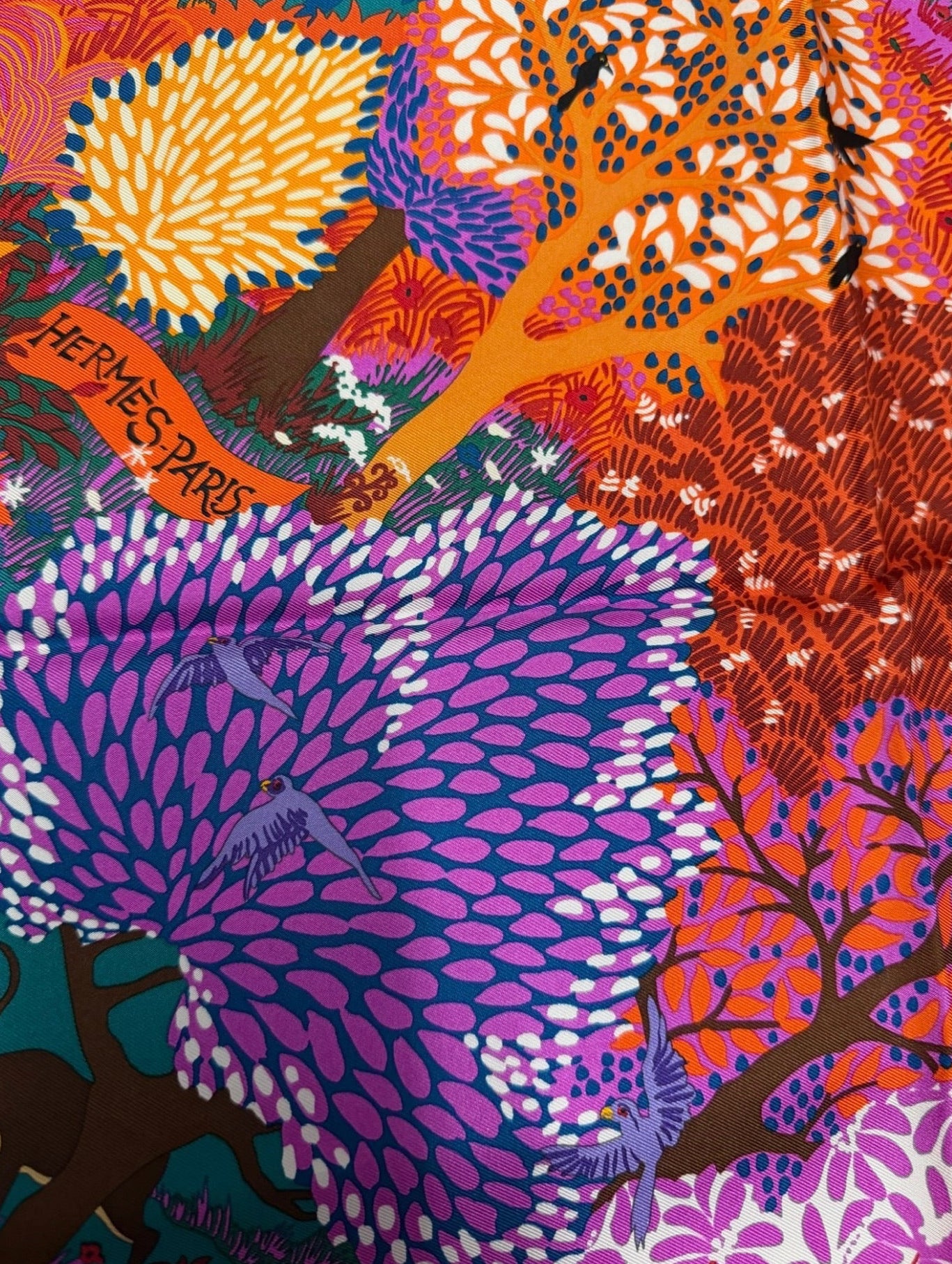 Hermès Paris Silk Carré 90 "Dans un Jardin Anglais"