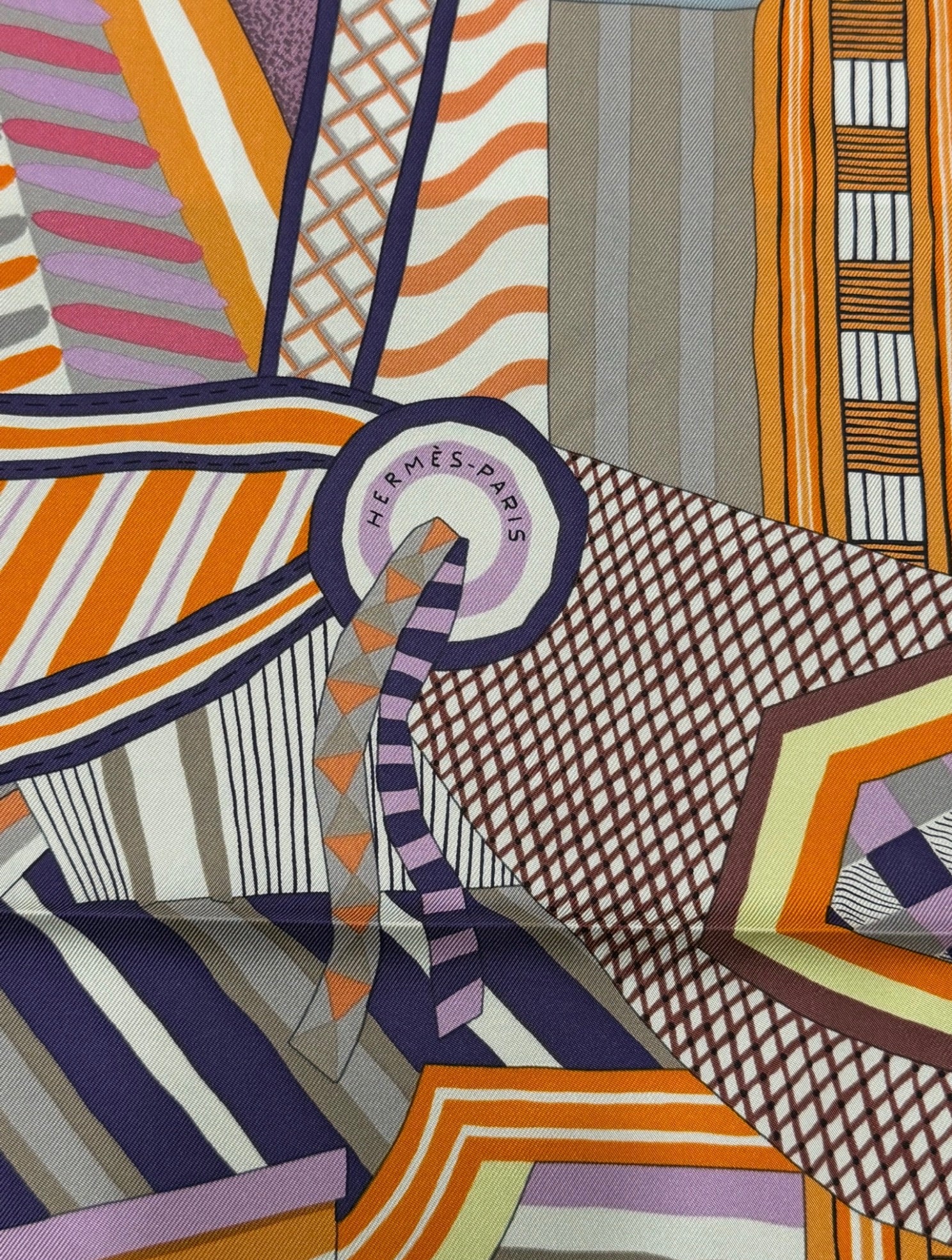 Hermès Paris Silk Carré 90 "La Selle Imaginaire"