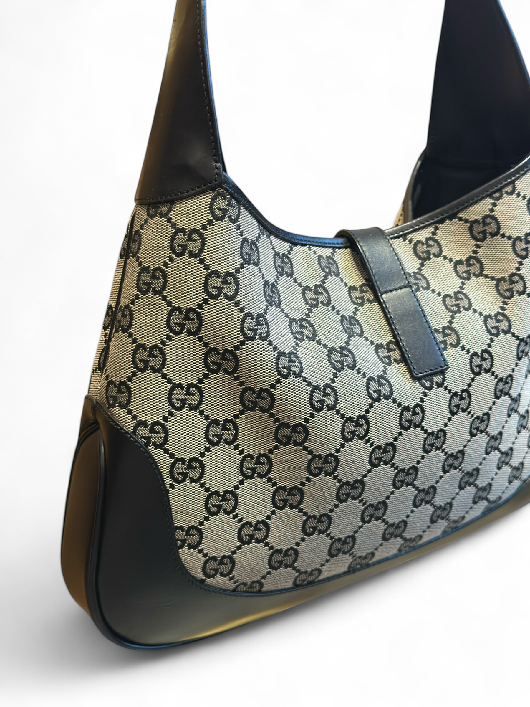 Timeless Gucci Jackie Bag