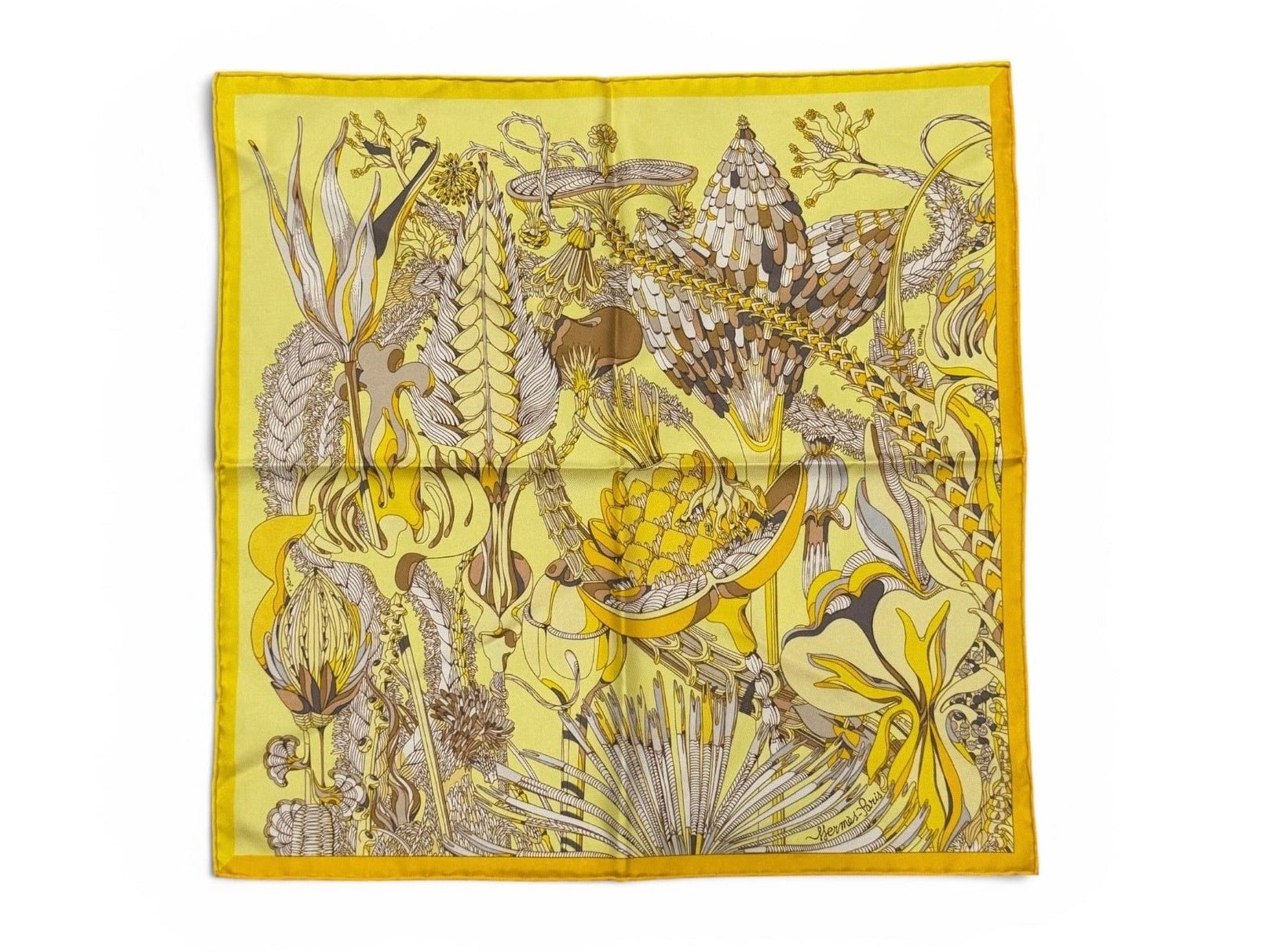 Hermès Paris Silk Gavroche 45 "Fantaisie Botanique"