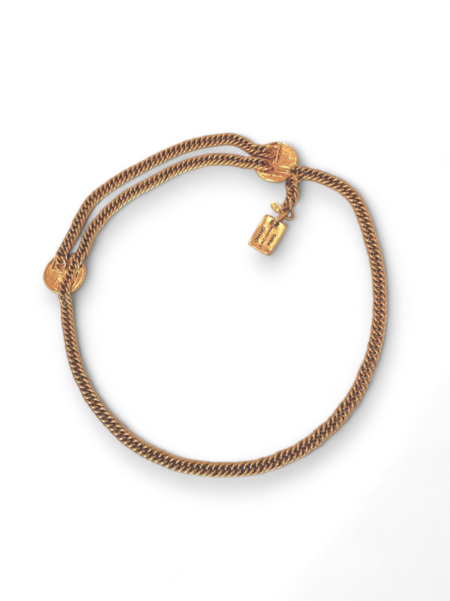 Iconic chainlink medallion belt