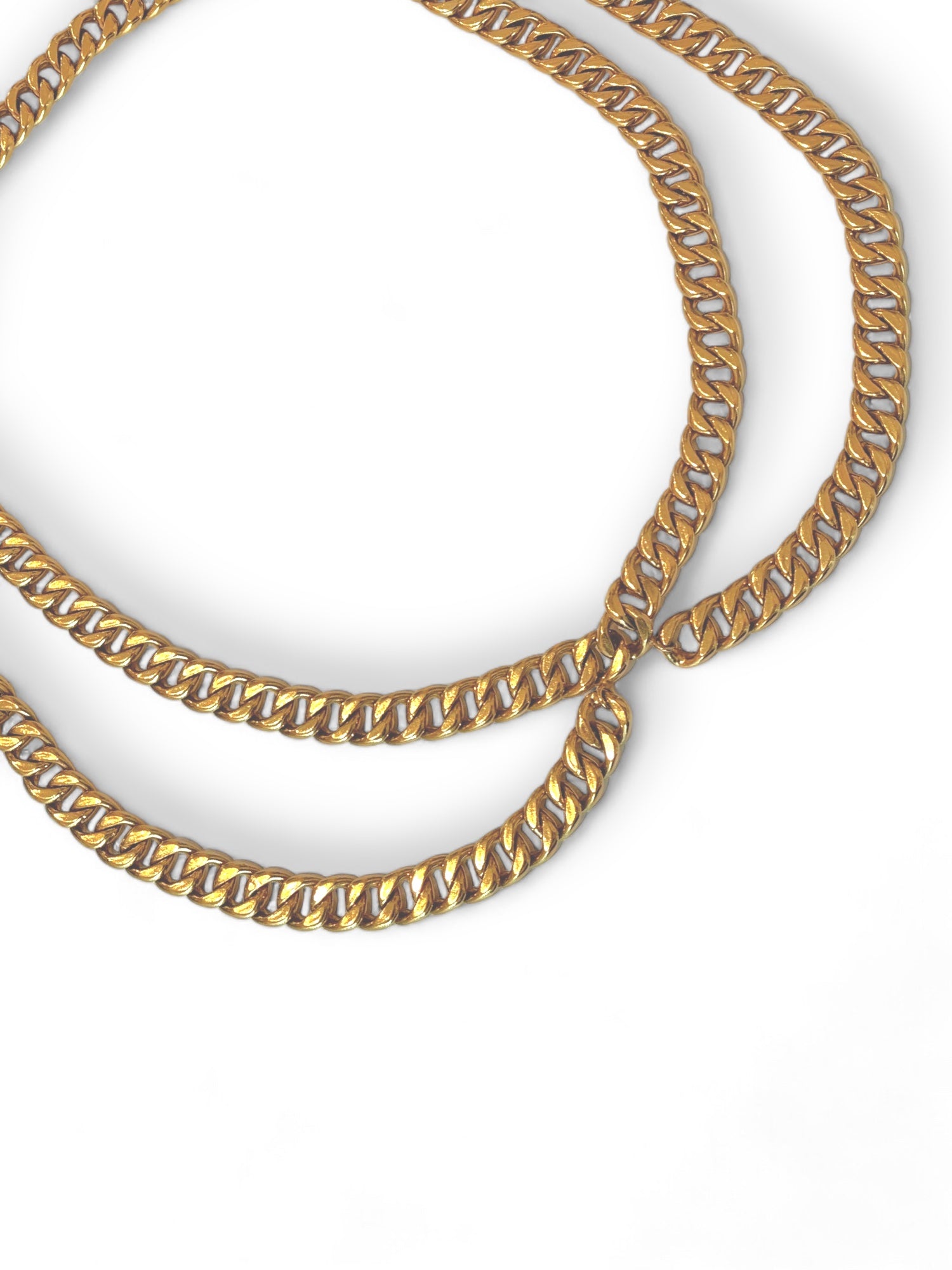 Iconic chainlink belt