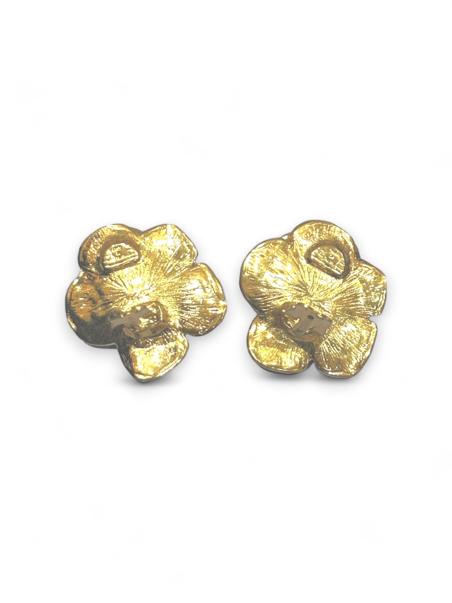 Vintage flower clip earrings