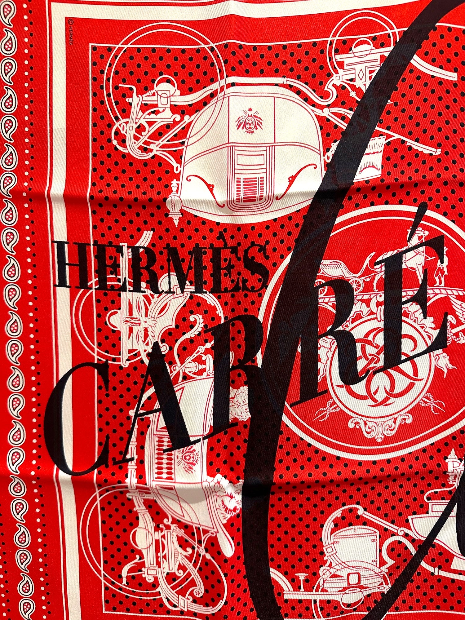 Hermès Carré Club