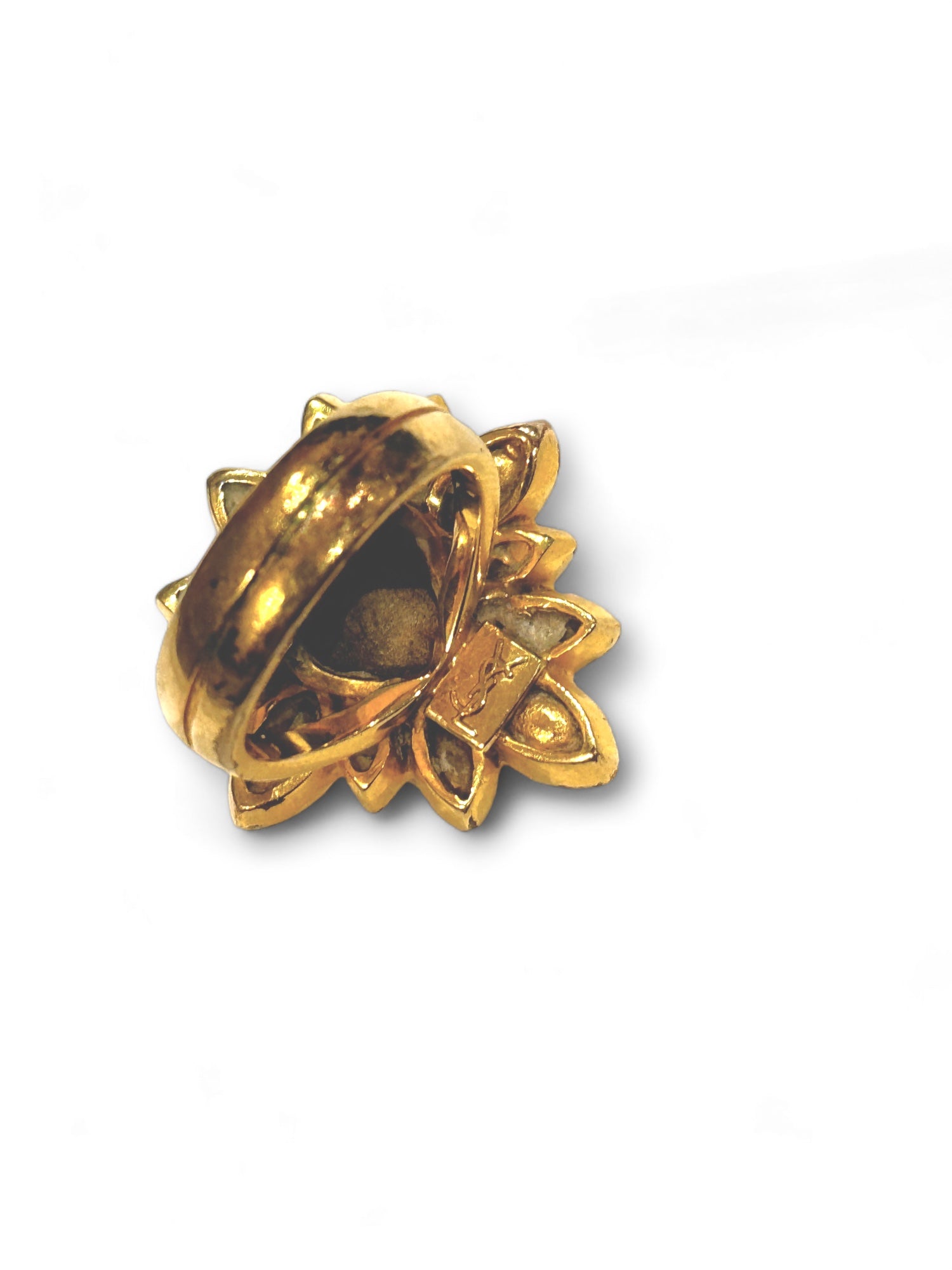 Rare strass embellished flower ring