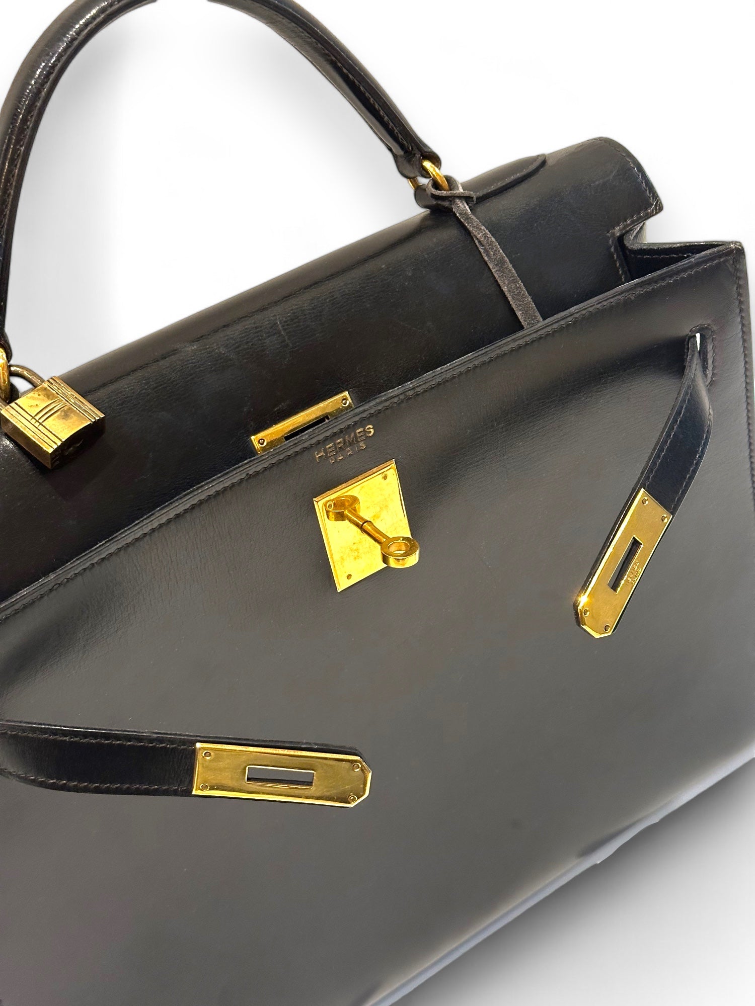 Stunning vintage Kelly in black box leather