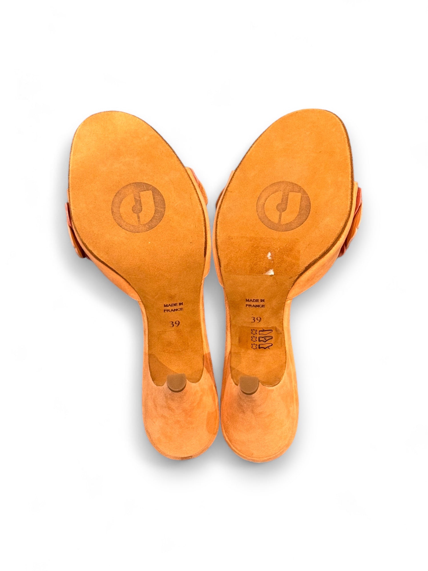 Vintage leather sandals