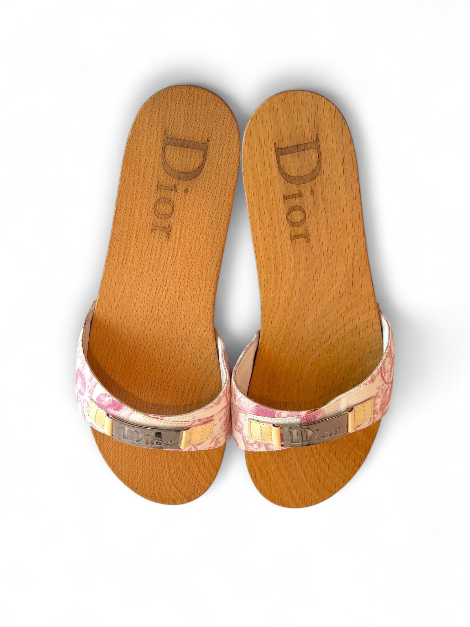 Oblique flip flops
