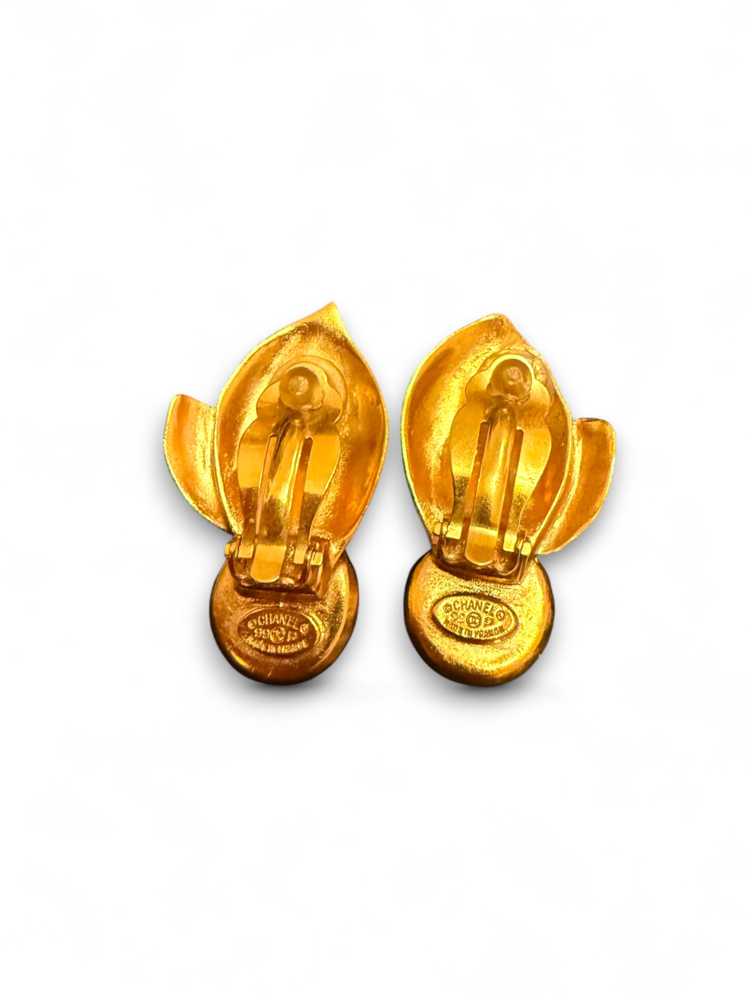 Rare Chanel leave clip earrings