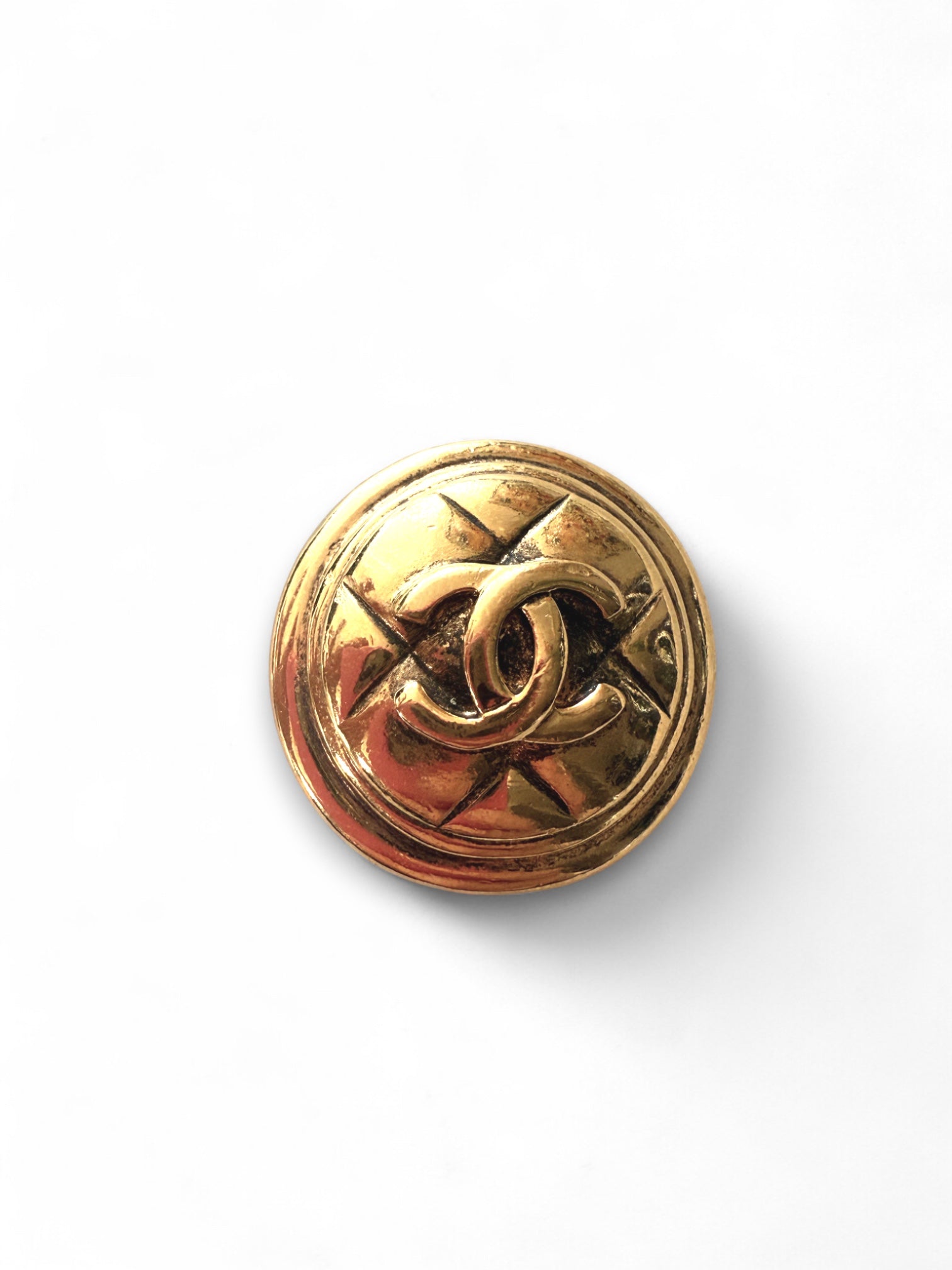 Classic Chanel  CC quilted clip earrings