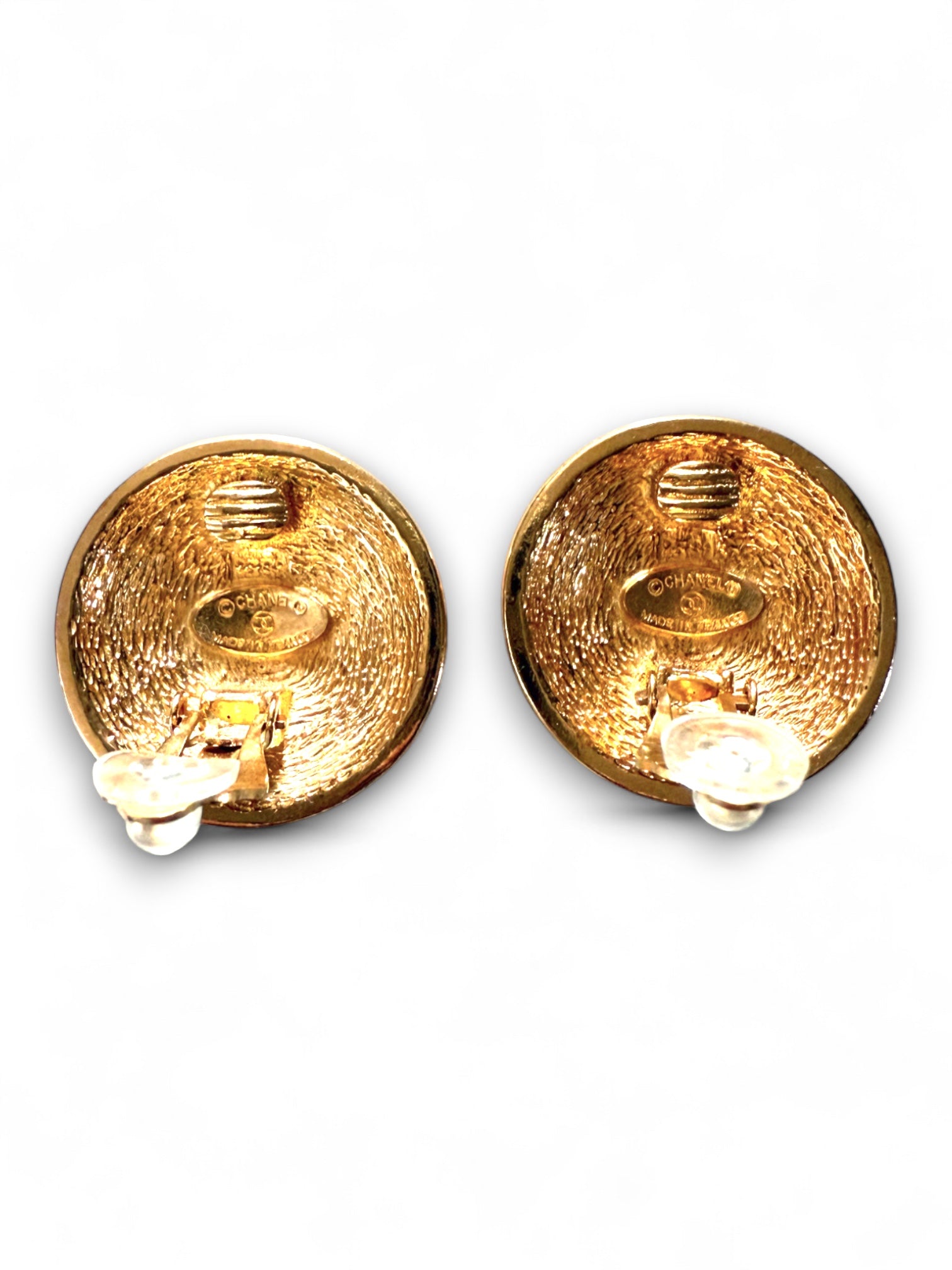 Vintage Chanel CC quilted clip earrings&nbsp;