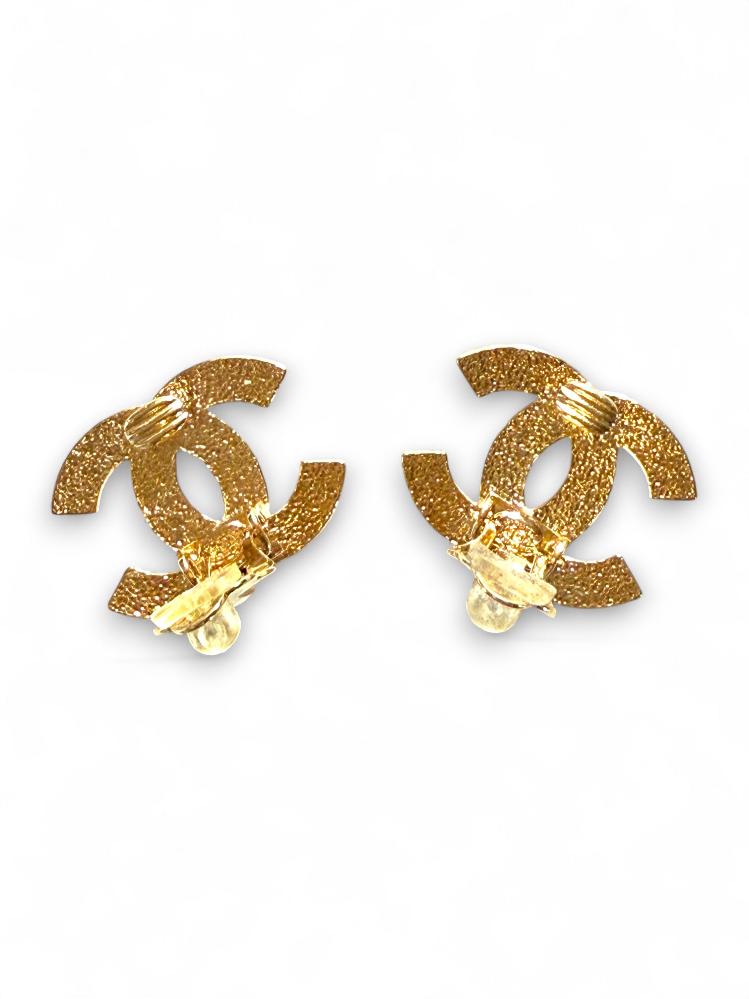 Vintage CC clip earrings