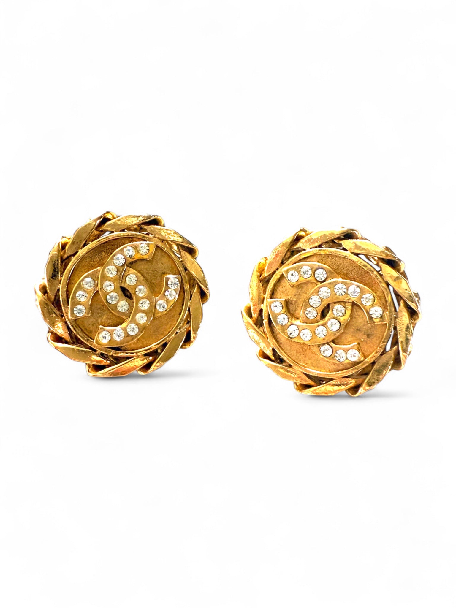Rare chain CC clip earrings