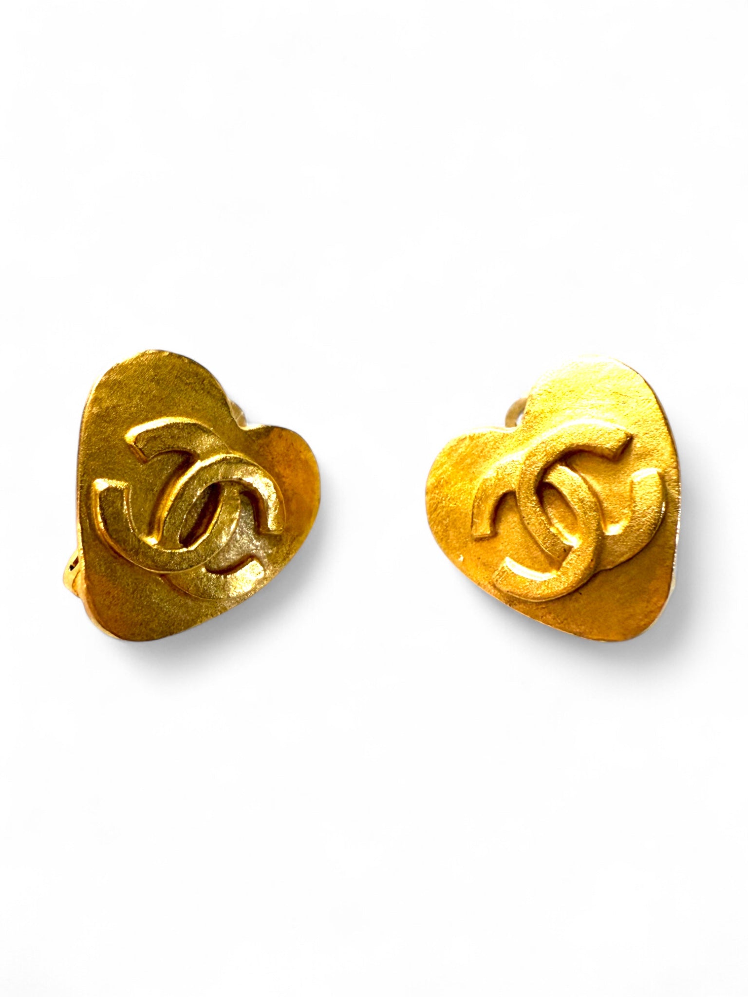 Vintage Heart clip earring