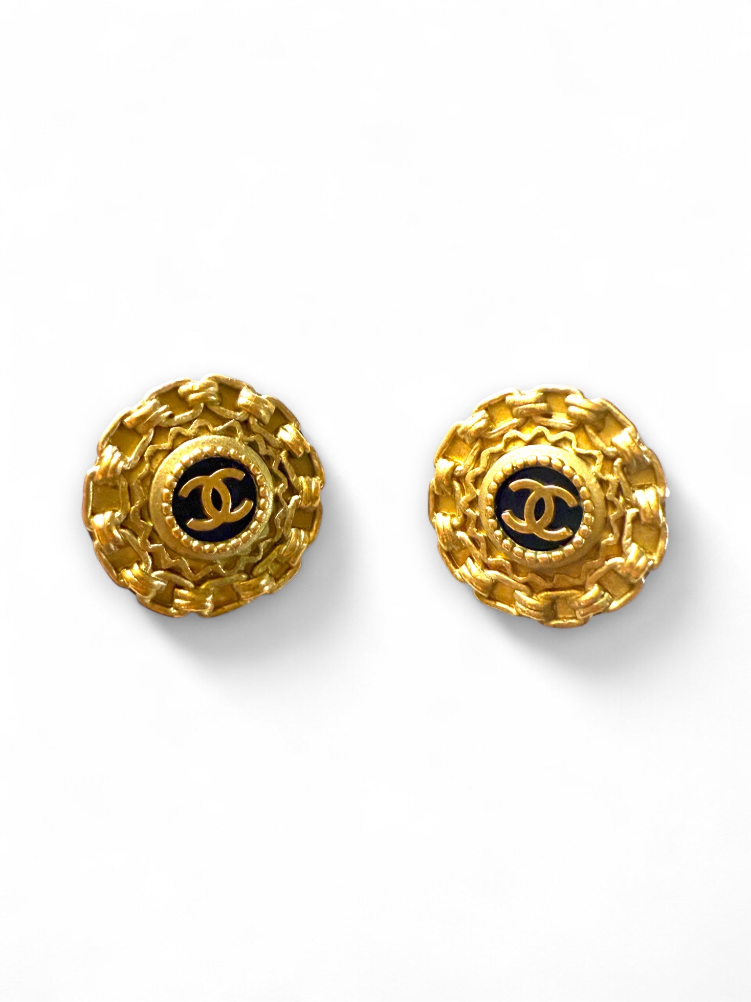 Rare Chanel CC chain shaped clip earrings