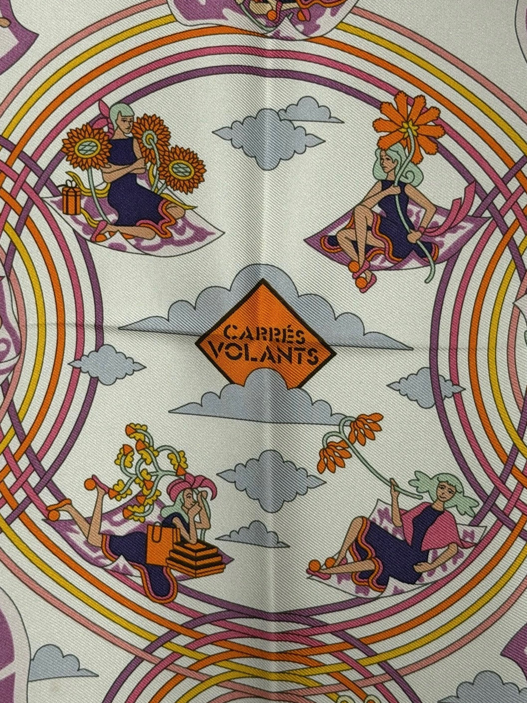 Hermès Paris Silk Gavroche 45 "Carrés Volants"