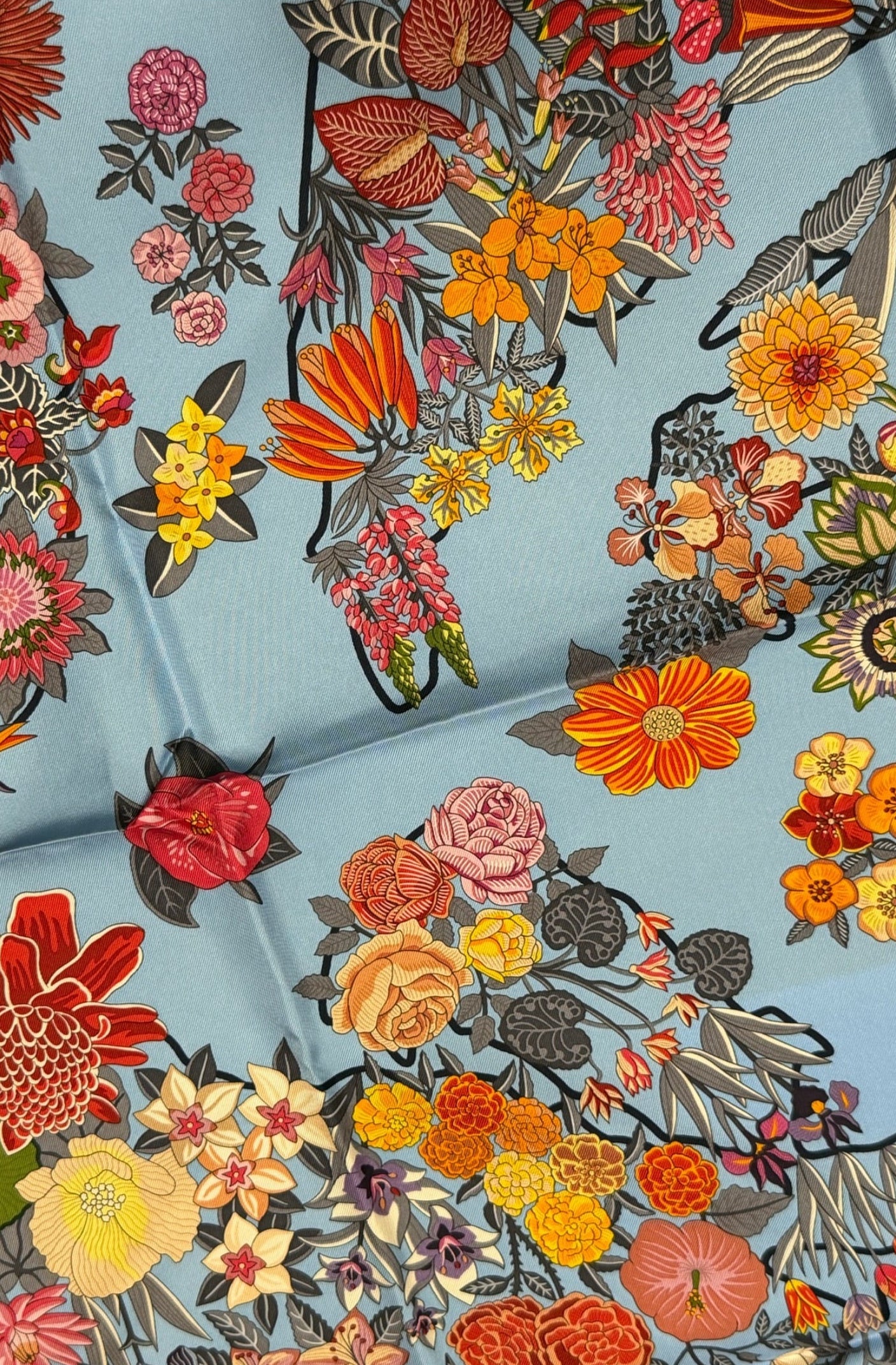 Hermès Paris Silk Carré 90 "Planifleurs"