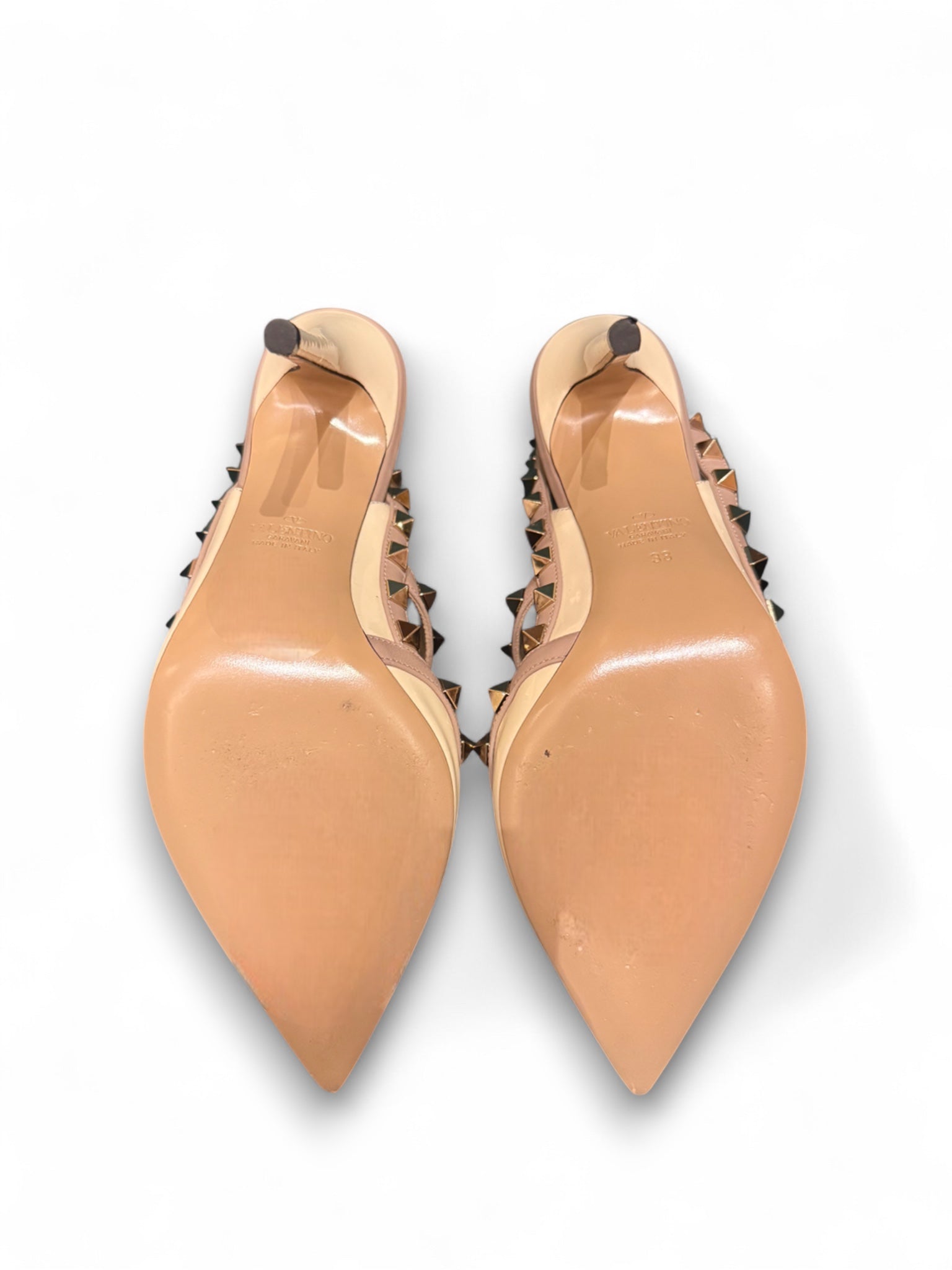 Valentino Rockstud pumps