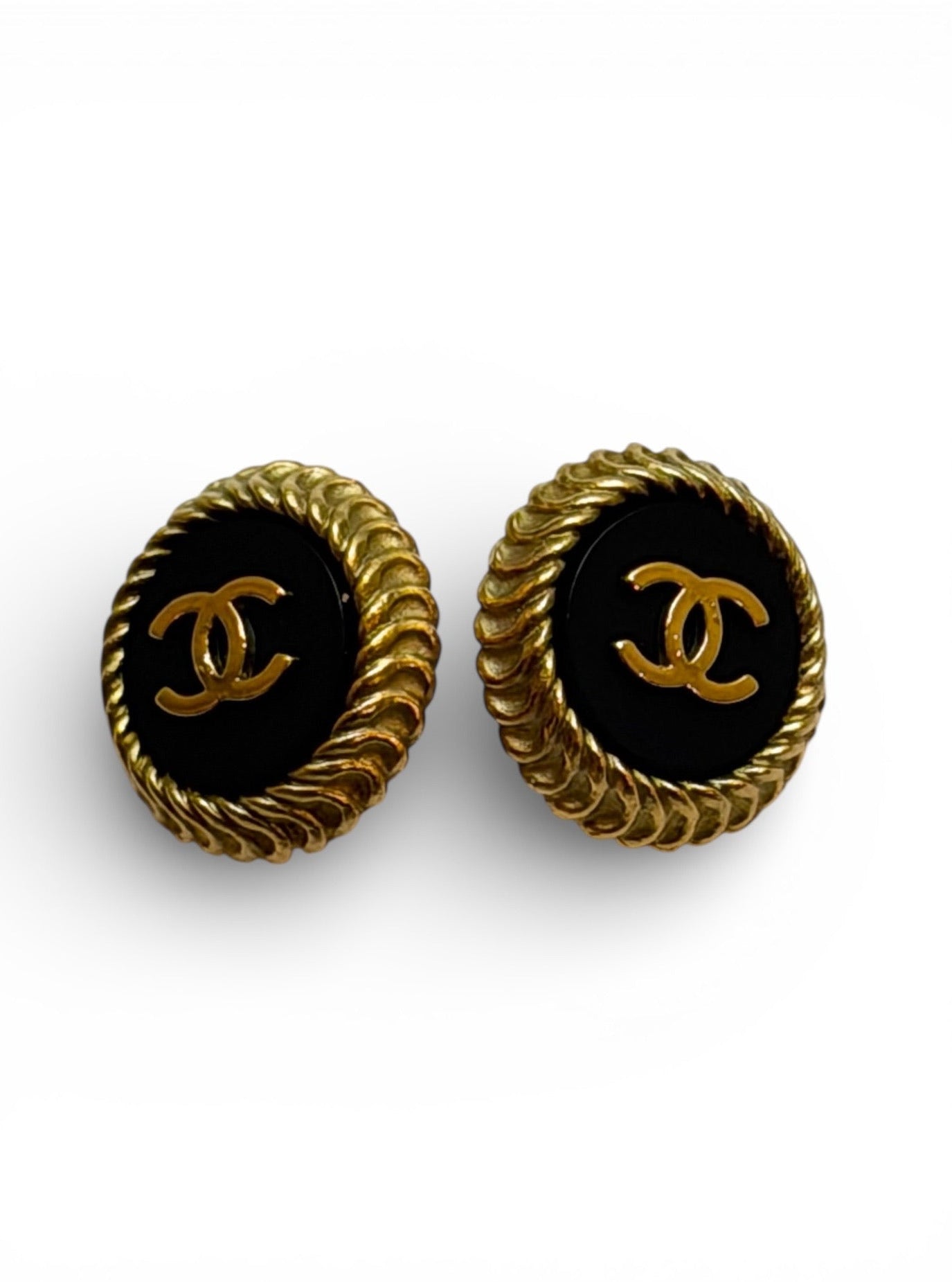 Vintage Chanel 95P Black CC Rope Border Clip Earrings