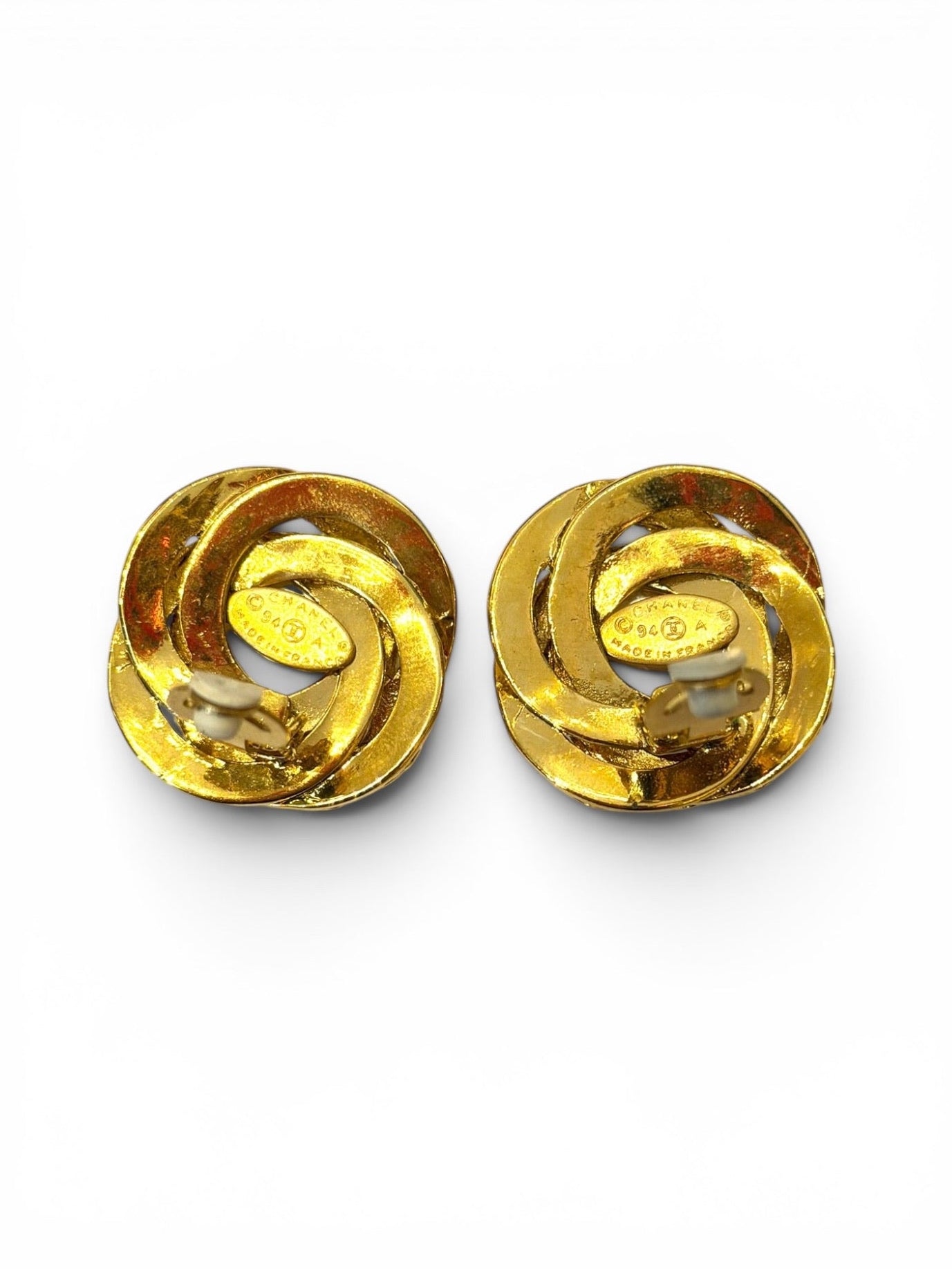 Vintage Chanel 96A Gold-Tone CC Chain Border Faux Pearl Clip-On Earrings