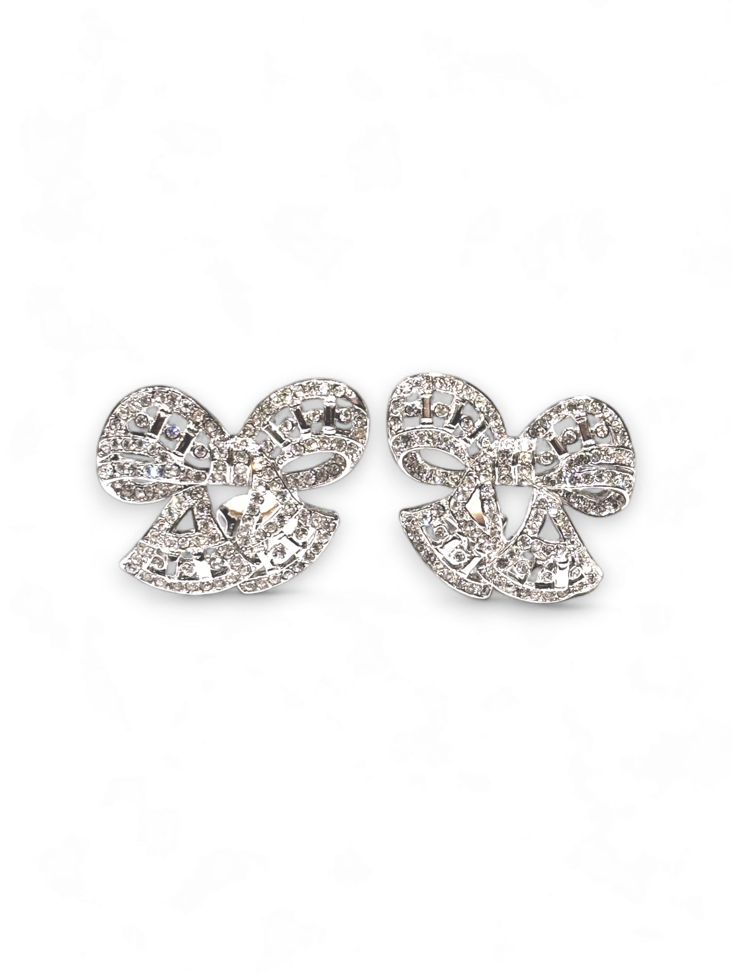 Iconic ribbon strass embellished clip earrings