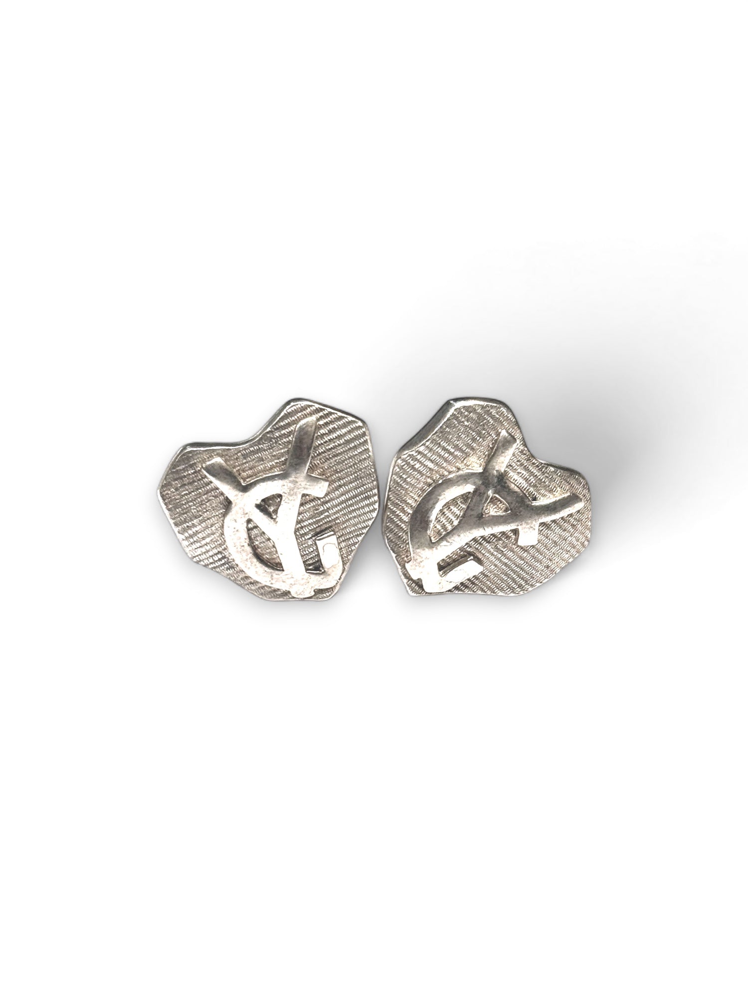 Vintage embossed heart clip earrings