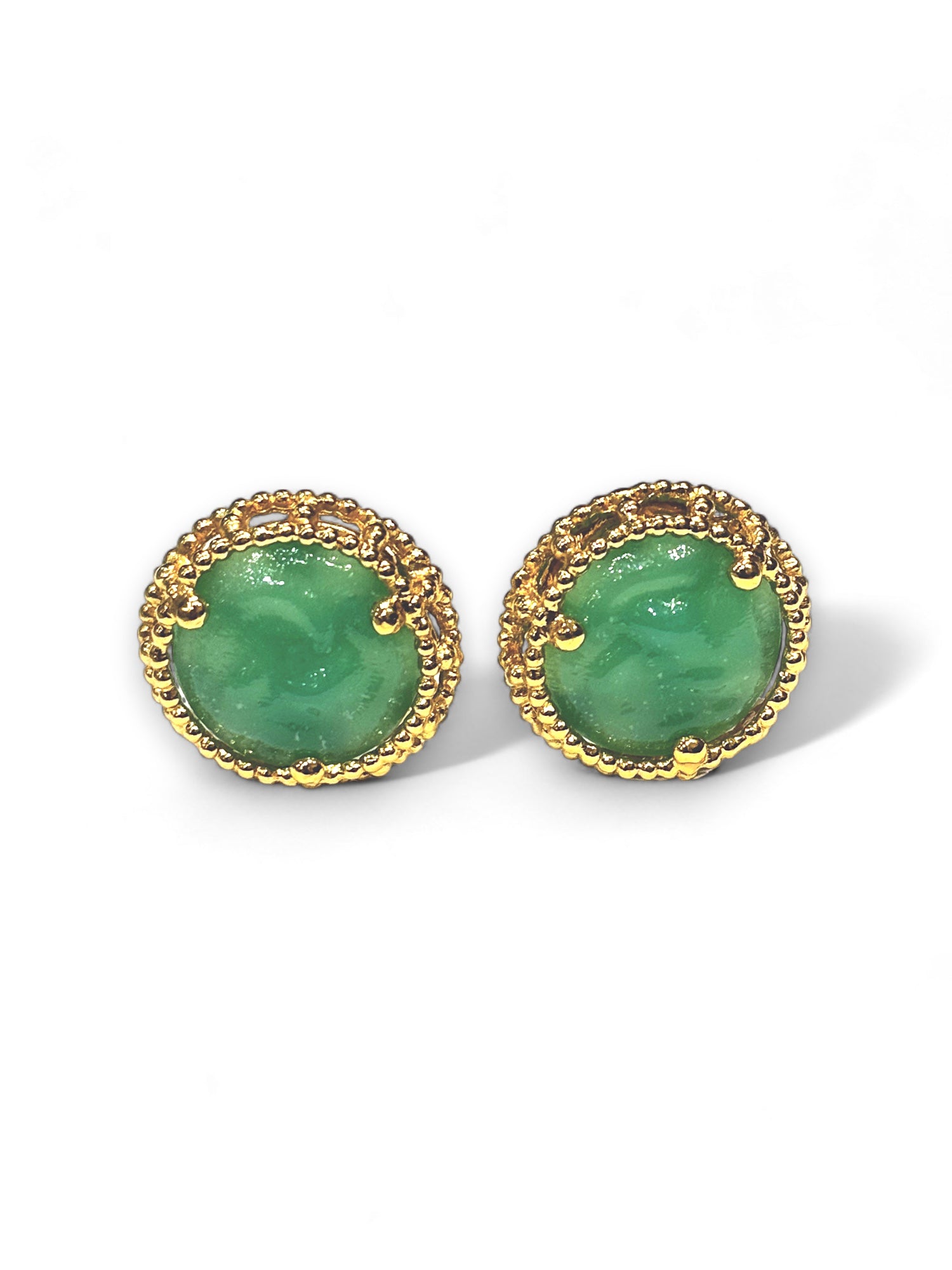 Iconic clip earrings