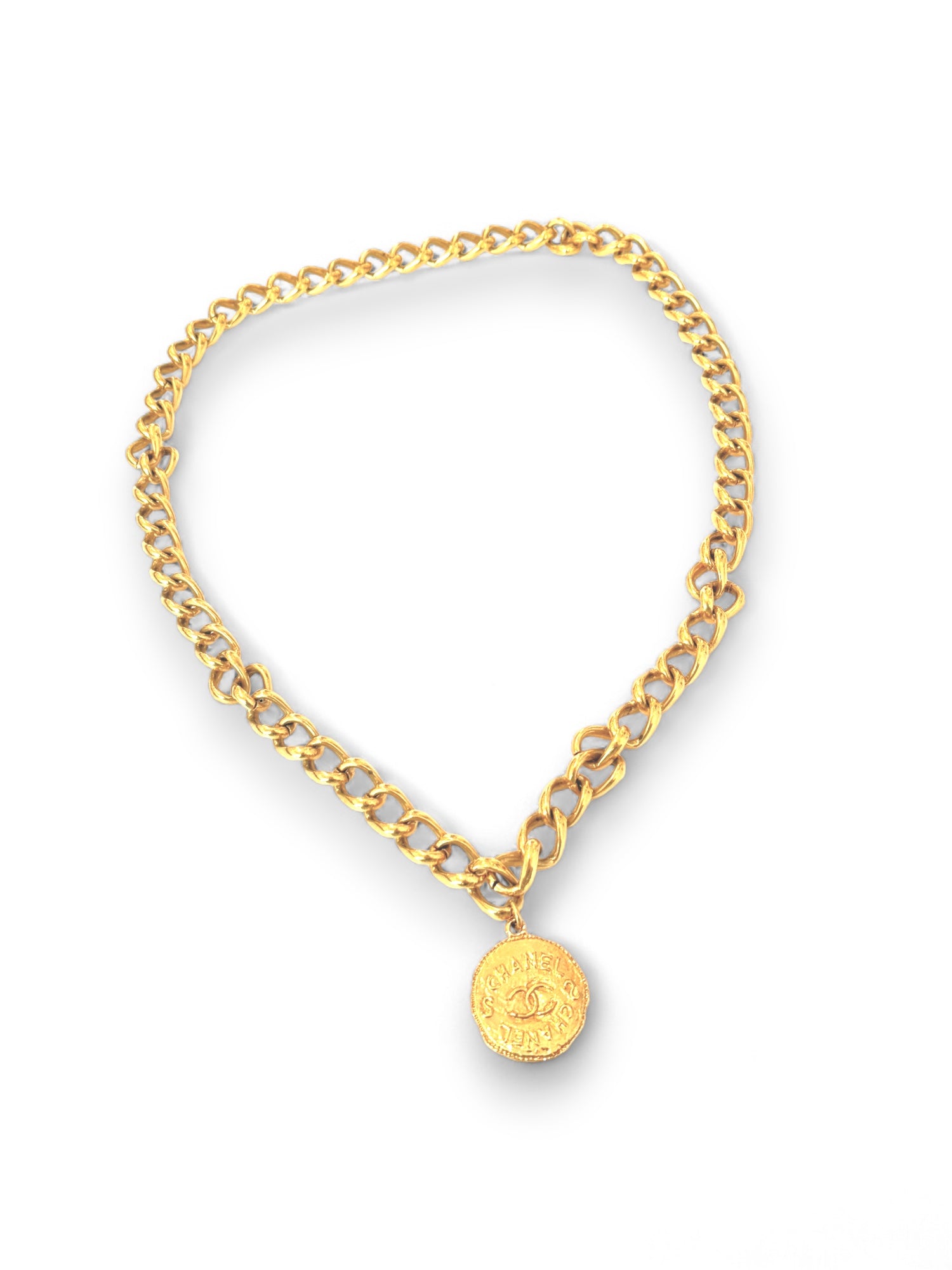 Stunning CC chain necklace