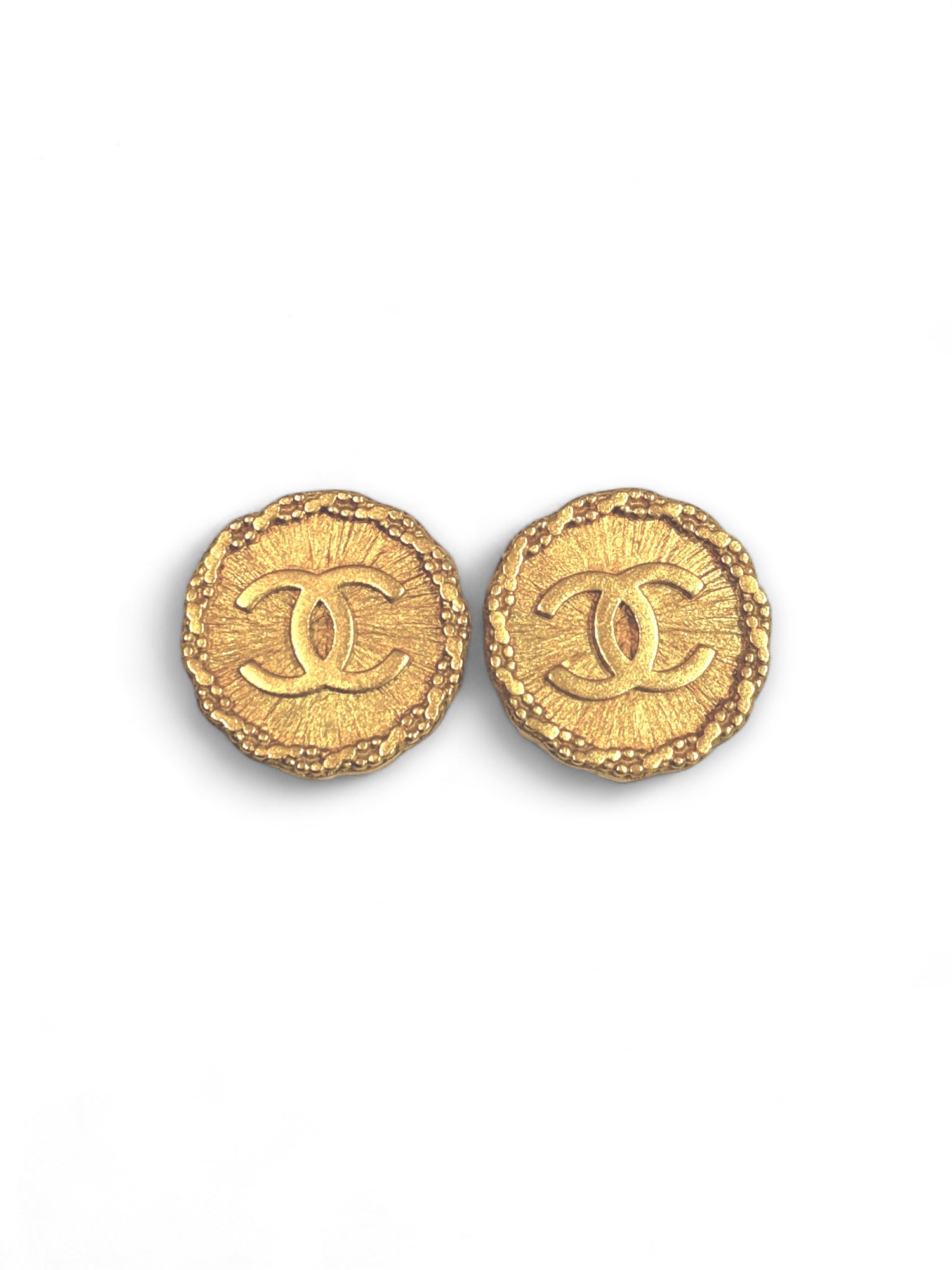 Vintage CC clip earrings
