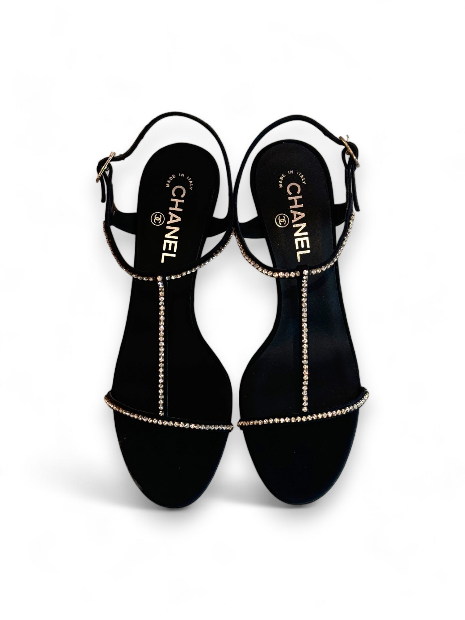 Vintage elegant T strap